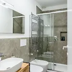 Modern Flat Near Skyline Apartamento