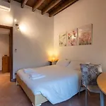 Characteristic 2 Double Bedroom Apartamento *