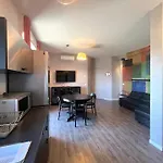 Apartment Grazioso Zona Mecenate - S.giulia Milan