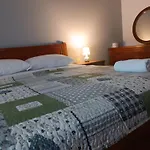 Lz *
