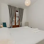 Bnbest Walk In Duomo 4-6 Pax Апартаменты