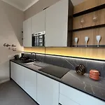 Leone 44 Fd Metro Tolstoi Appartamento