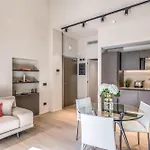 Apartment Seety Porta Romana Statue *