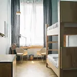 بيت شباب Casabase
