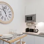 아파트 Atto Vannucci 15 B
