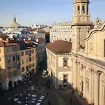 Apartamento Casa - Piazza Sant'alessandro 3 *