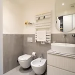 Stylish Flat Porta Venezia - Fast Wifi, Ac, Metro 6 Min From Duomo Milan *