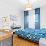 Casatella In The Apartamento