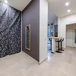 Chic & Modern Flat Navigli * Milano
