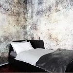 10 Min - Bright & Modern, Up To 5 Beds Apartamento *