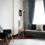 10 Min - Bright & Modern, Up To 5 Beds * ミラノ