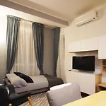 10 Min - Bright & Modern, Up To 5 Beds