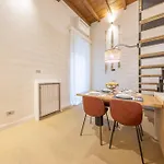 Secret - San Babila Lux 2 Bedrooms *