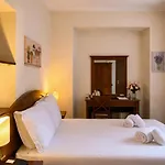 Hotell Pavone 3*