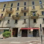 דירה Bilocale Zona Tortona מילאנו