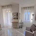 شقة Felicia's
