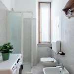 Apartamento Bilocale Elegante E Luminoso In Via Gallura