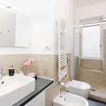 Vivimihome - Design Retreat Between Sarpi And Sempione