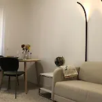 Yr Sempione - Near Metro & Arco Della Pace Апартаменты