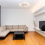 Apartament Vivimihome - Design Retreat Between Sarpi And Sempione Mediolan