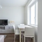Appartement Stayeasy Santa Sofia 8-c - Duomo 2br Design Flat Milaan