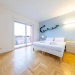 Spacious And Bright 2bdr, 2 Bathrooms شقة