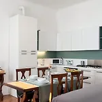 Porta Venezia Elegante ميلان