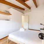 Molino Delle Armi Near Metro Blue Apartamento *