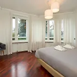 Absolute Luxury Home, 15 Minutes Walk San Siro ميلان