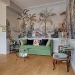 Quiet Terrace Elegante Apartment *