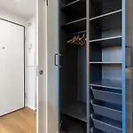 New Modern In * Mailand