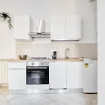 Apartment Domusmi Fioravanti *