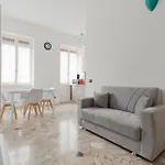 Guesthost - Cozy Varesina Area *