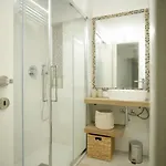 Loft Da Serena Ai Navigli Lägenhet