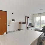 Guesthost - Rogoredo Cozy Flat With Garden Mailand