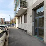 San Siro Red Flat - Vicino Stadio, Metro, Fiera Milanocity, Citylife 米兰