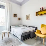New Aparthotel, 2 Guests, Wi-fi, Viale Umbria 4* Μιλάνο