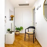 Διαμέρισμα Duomo 15 Min Walk - Historic Center, 4 Bedrooms And 2 Terrace *
