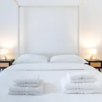 Duomo 15 Min Walk - Historic Center, 4 Bedrooms And 2 Terrace Διαμέρισμα Μιλάνο