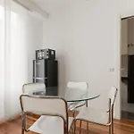 Guesthost - Comfy Ghisolfa Appartement *
