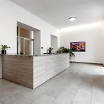 Apartman Stayeasy Watt6 - Stylish 1-bedroom Trendy Area