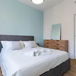 Apartment New Modern In