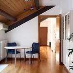 Luxury Penthouse Porta Romana Apartment *