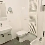 Venini Cozy House Apartment Milan