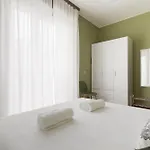 Appartement Guesthost - Porta Romana Balcony Flat