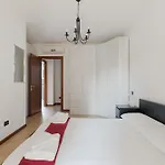 Guesthost - Rogoredo Cozy Flat With Garden Apartment *