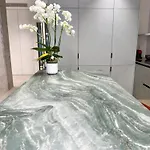 Exclusive Апартаменты *