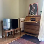 Sunny New Apt With Terrace 2 Min Metro Appartement