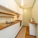Apartment Cozy With Ac & Wifi Mailand