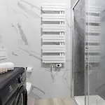 公寓 Essence Parcheggio Gratuito E Self Check-in A